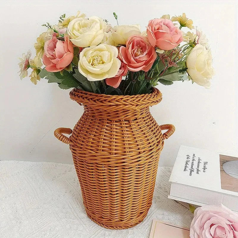 Cestino Portafiori in Rattan Intrecciato Stile Classico - Vaso Decorativo Lavabile per Casa