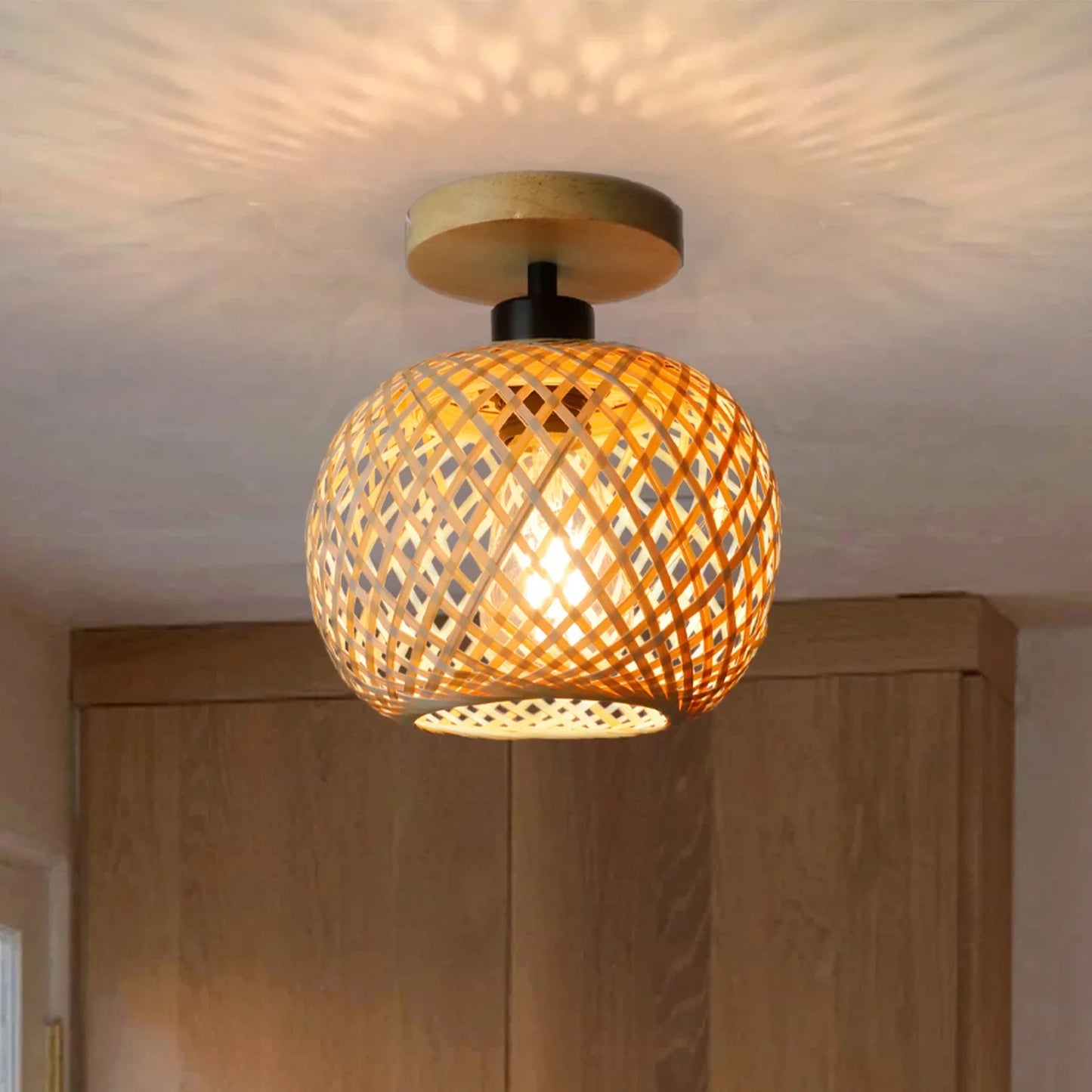 Lampada a Soffitto in Bambù Intrecciato LED Retro E27 - Illuminazione Decorativa" - ottimizzato con parole chiave strategiche