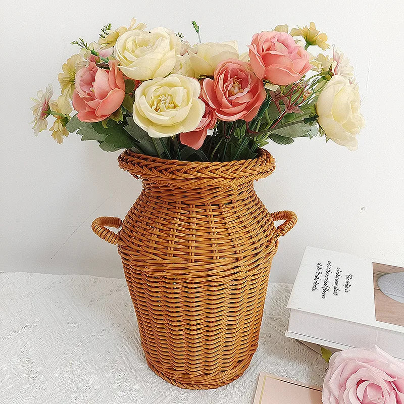 Cestino Portafiori in Rattan Intrecciato Stile Classico - Vaso Decorativo Lavabile per Casa